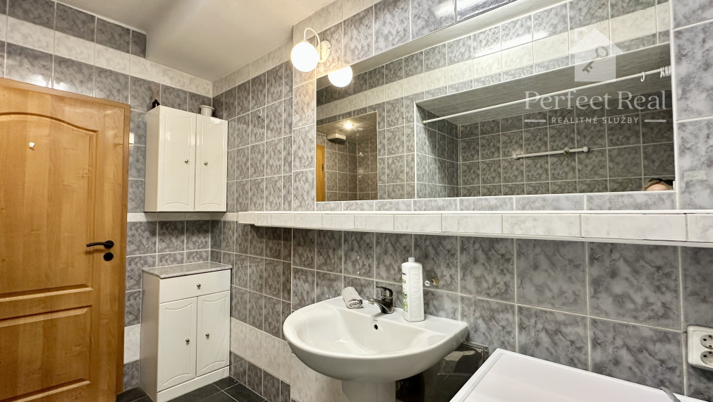 Na predaj priestranný 2 izbový byt Miletičova ul. Bratislava REZERVOVANE!!!