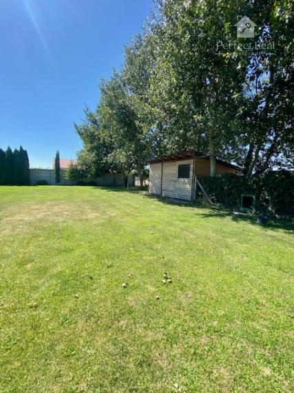 KRÁSNY STAVEBNÝ POZEMOK s vlastnou príjazdovou cestou  MAD