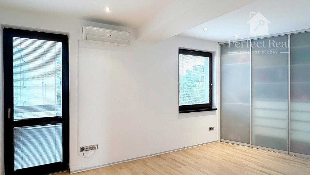 Na predaj Luxusný 3izbový byt s krbom a výhľadom na Bratislavu