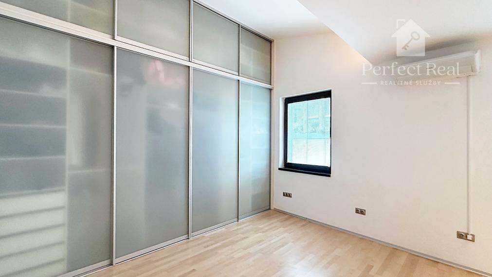 Na predaj Luxusný 3izbový byt s krbom a výhľadom na Bratislavu