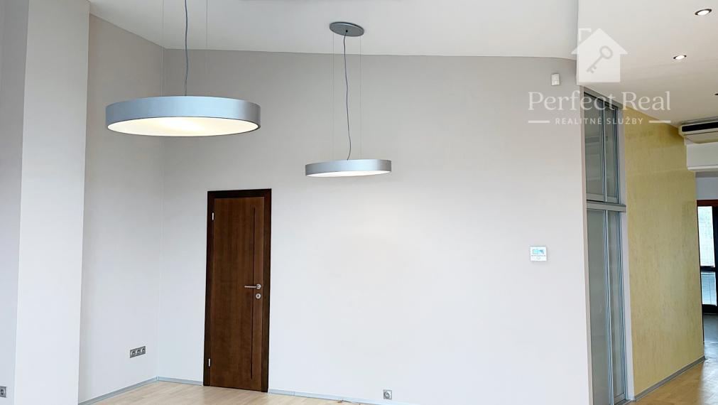 Na predaj Luxusný 3izbový byt s krbom a výhľadom na Bratislavu