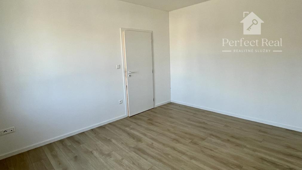 Veľkometrážna, 4 izbová novostavba v Šamoríne, časť Bučuháza- tepelné čerpadlo