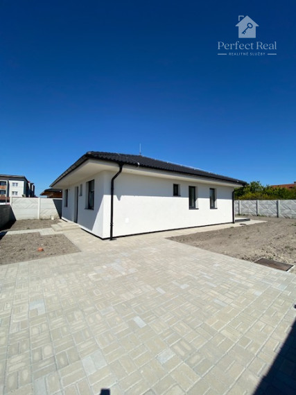 4 izbový rodinný dom bungalov, Ohrady, okr. Dunajská Streda
