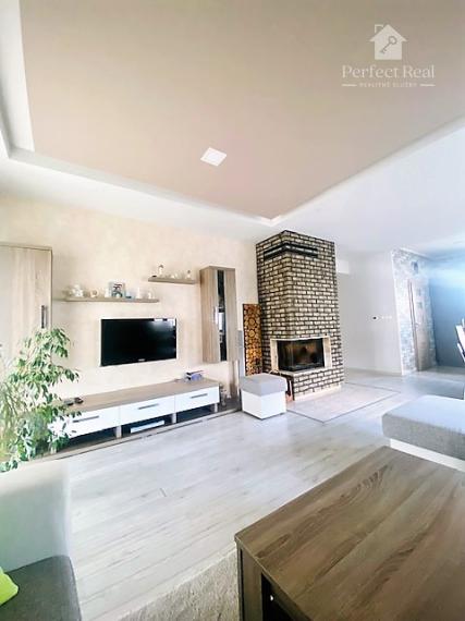 ZNÍŽENÁ CENA! Rodinný dom, 4 izbový, slepá ulica, Gabčíkovo