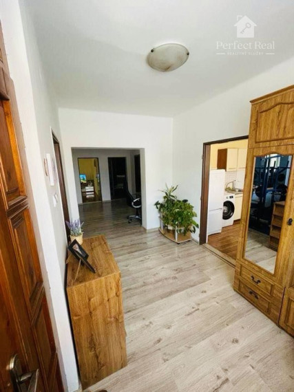 Krásny priestranný 5 izbový rodinný dom s vedľajšou stavbou v obci Vrakúň-  Rezervované