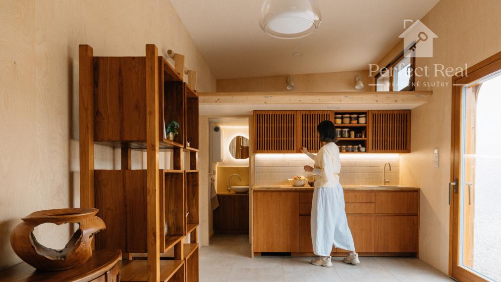 Na predaj unikátny, prírodný ,mobilný dom !!!