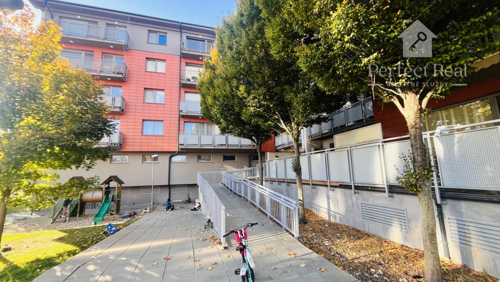 Ponúkame na prenájom 2.izb. byt v novostavbe LAVITA na sídlisku Sever v Pezinku.