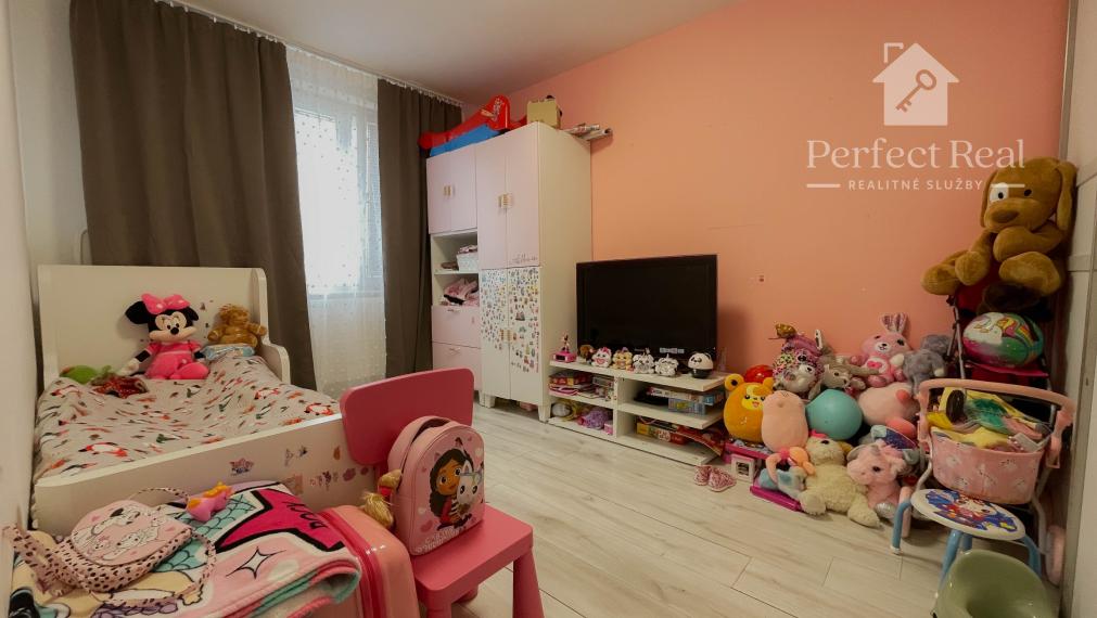 Útulný 3 izbový byt na ulici Rybárska, Šamorín- veľká loggia, TOP Lokalita