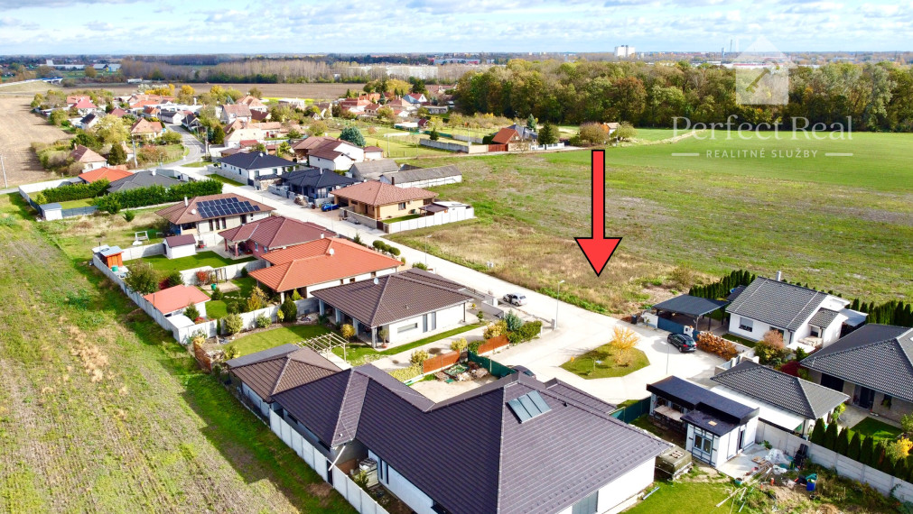 Stavebný pozemok na predaj, slepá ulica -Lesné Kračany, DS