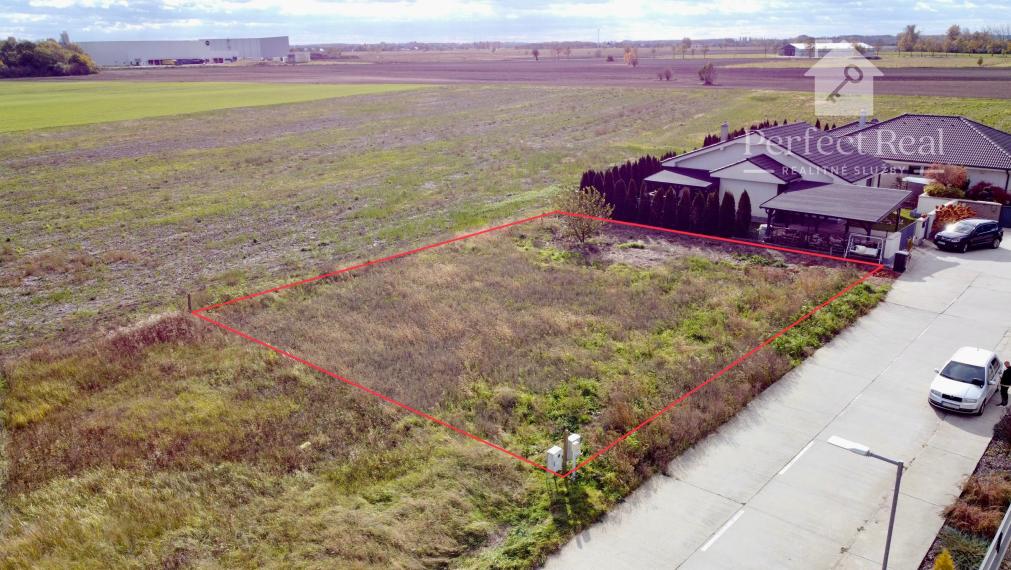 Stavebný pozemok na predaj, slepá ulica -Lesné Kračany, DS