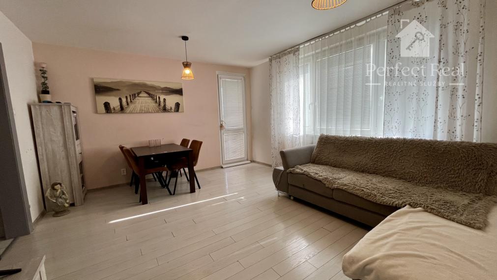 Útulný 3 izbový byt na ulici Rybárska, Šamorín- veľká loggia