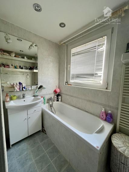 Útulný 3 izbový byt na ulici Rybárska, Šamorín- veľká loggia