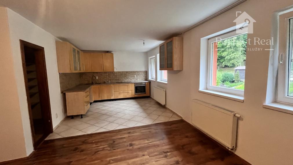 Na predaj 3 izb. byt s balkónom v Kučišdorfskej doline v Pezinku