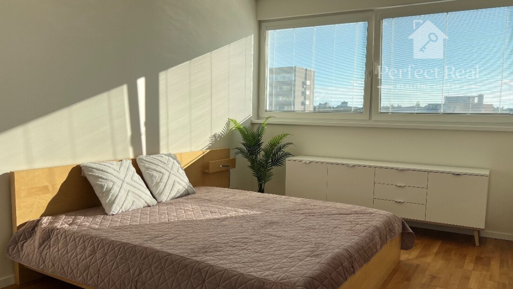 Moderný 3-izbový byt s krásnym výhľadom a terasou – Kramáre