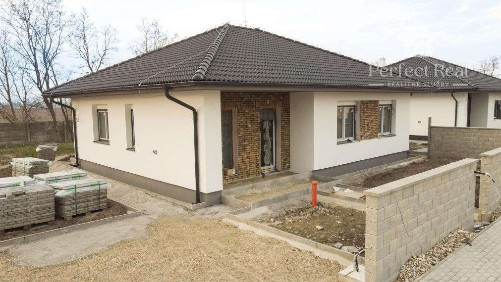 4 izbový rodinný dom na predaj,slepá ulica, Dunajská Streda