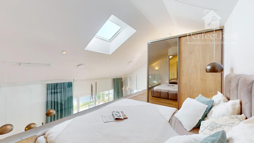 Na prenájom unikátny loftový dom so záhradou v Malinove - Tri vody.