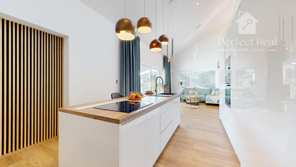 Na prenájom unikátny loftový dom so záhradou v Malinove - Tri vody.