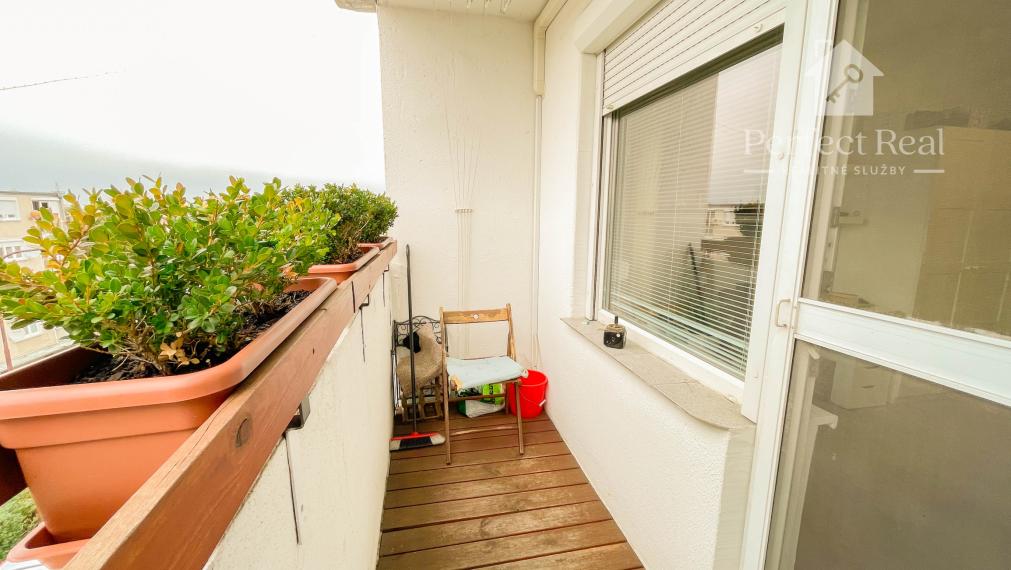 Pekný, moderný priestranný 3 izbový byt v obci Zlaté Klasy- slušná lokalita