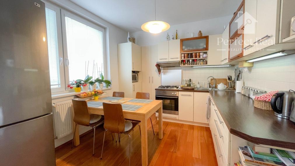 Pekný, moderný priestranný 3 izbový byt v obci Zlaté Klasy- slušná lokalita