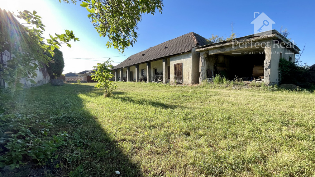 Starý dom na veľkom pozemku, dohoda možná