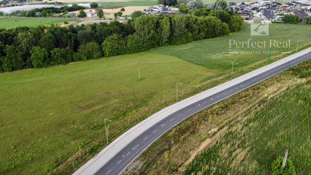 Stavebný pozemok 2 145 m² v novovznikajúcej lokalite Dunajskej Stredy – priamo pri budúcom mestskom parku!