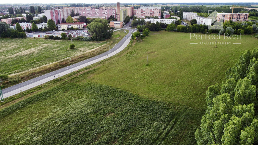 Stavebný pozemok 2 145 m² v novovznikajúcej lokalite Dunajskej Stredy – priamo pri budúcom mestskom parku!