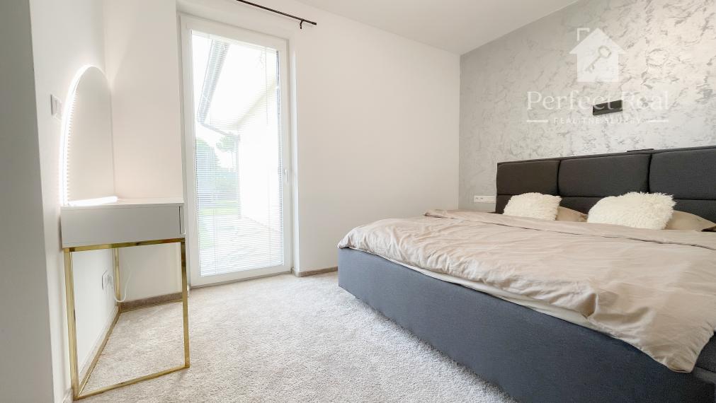 Nadštandardný, moderný 4 izbový RD s garážou v obci Štvrtok na Ostrove- NOVÁ CENA