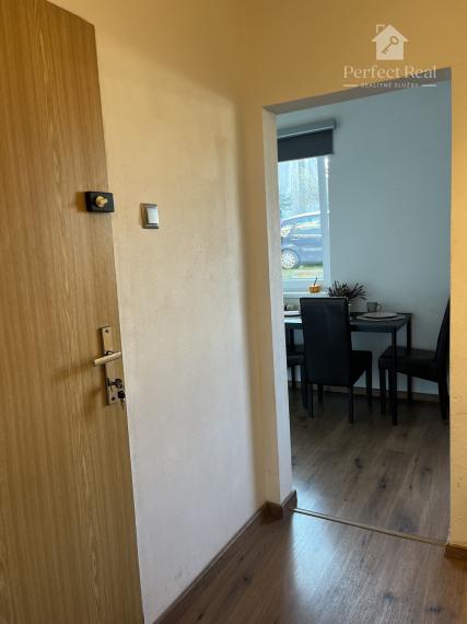 Na predaj 1. izbový prerobený byt 44,12m2 v Budmericiach.