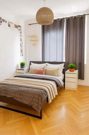 Svetlý a priestranný 2-izbový byt - Bratislava - Nové Mesto