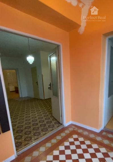 Starší rodinný dom, ideálny aj na podnikanie, Veľký Meder