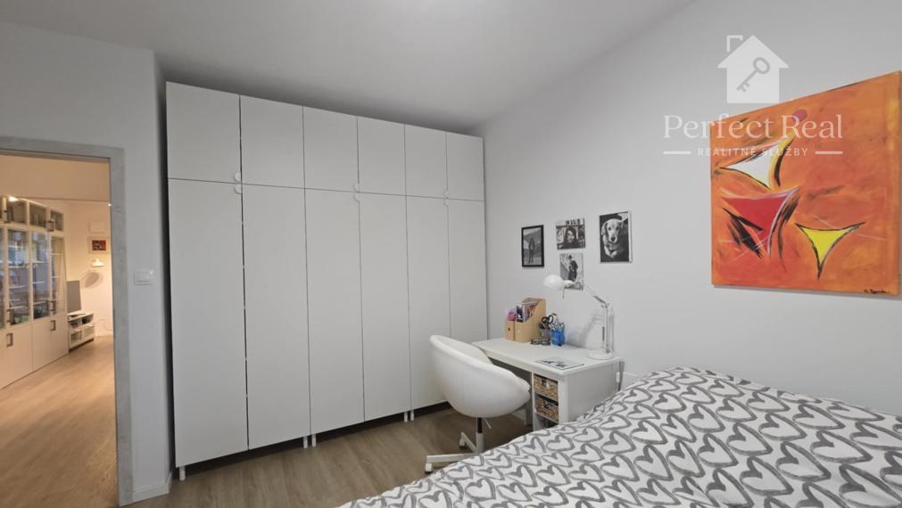 Útulný dvojizbový rodinný dom (novostavba) so záhradkou v novej lokalite obce Jahodná