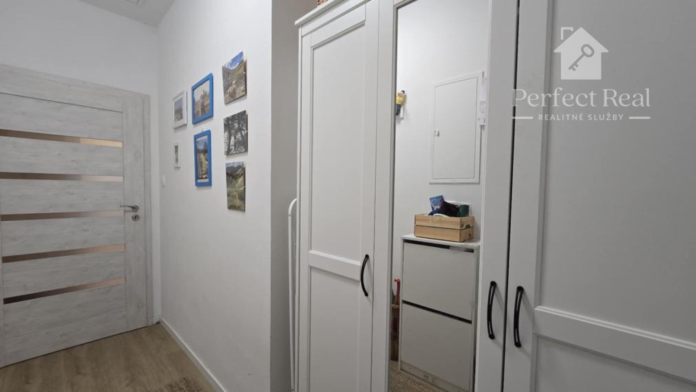 Útulný dvojizbový rodinný dom (novostavba) so záhradkou v novej lokalite obce Jahodná