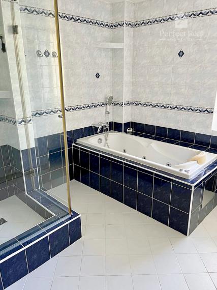 Prenájom 4izbový byt - blízko British school, parkovanie  v garáži