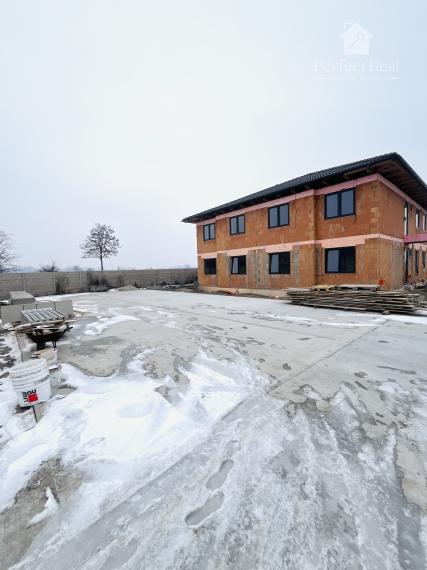 4bytovka vo výstavbe na predaj - Padáň