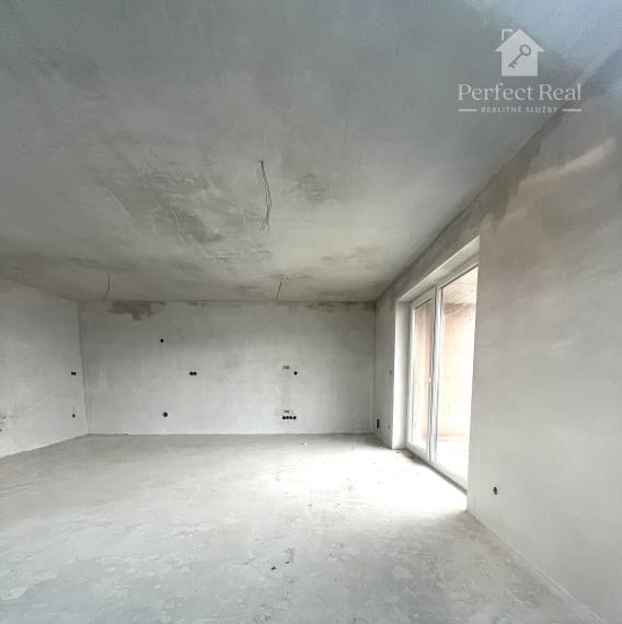 4bytovka vo výstavbe na predaj - Padáň