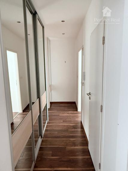 Prenájom dvojgarsónka DELUXE  s balkónom a klimatizáciou