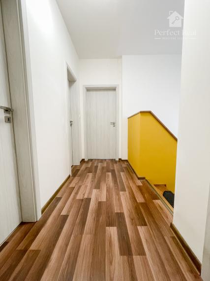 4 izbový mezonetový byt s malou záhradkou v obci Hviezdoslavov - 200m od vlakovej zastávky