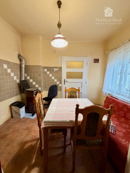 Dom s pozemkom o rozlohe 4136 m2, pri lesíku, Dolný Bar