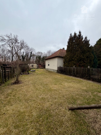 Dom s pozemkom o rozlohe 4136 m2, pri lesíku, Dolný Bar