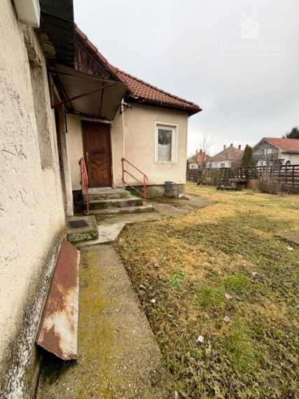 Dom s pozemkom o rozlohe 4136 m2, pri lesíku, Dolný Bar