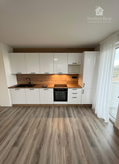 Prenájom 3izbový byt v novostavbe s balkónom a parkovaním