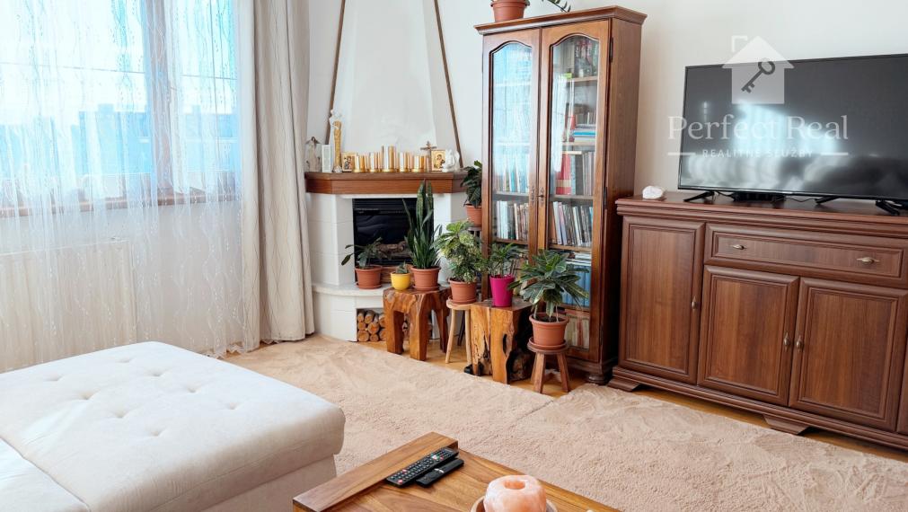 Predaj zariadený 3izbový byt s balkónom Petržalka - Lúky