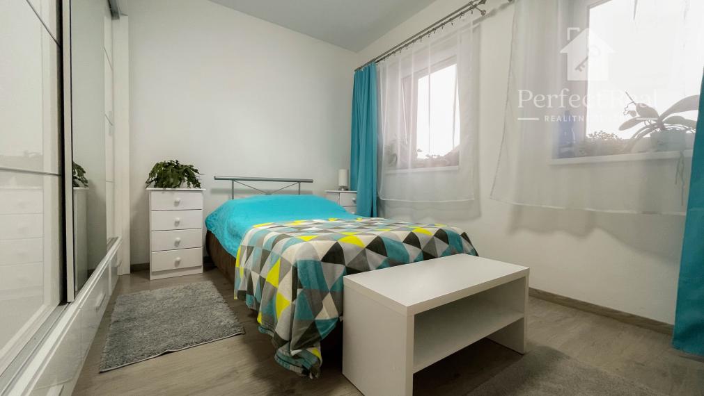 Krásny, útulný 4 izbový mezonetový byt s malou záhradkou v obci Hviezdoslavov