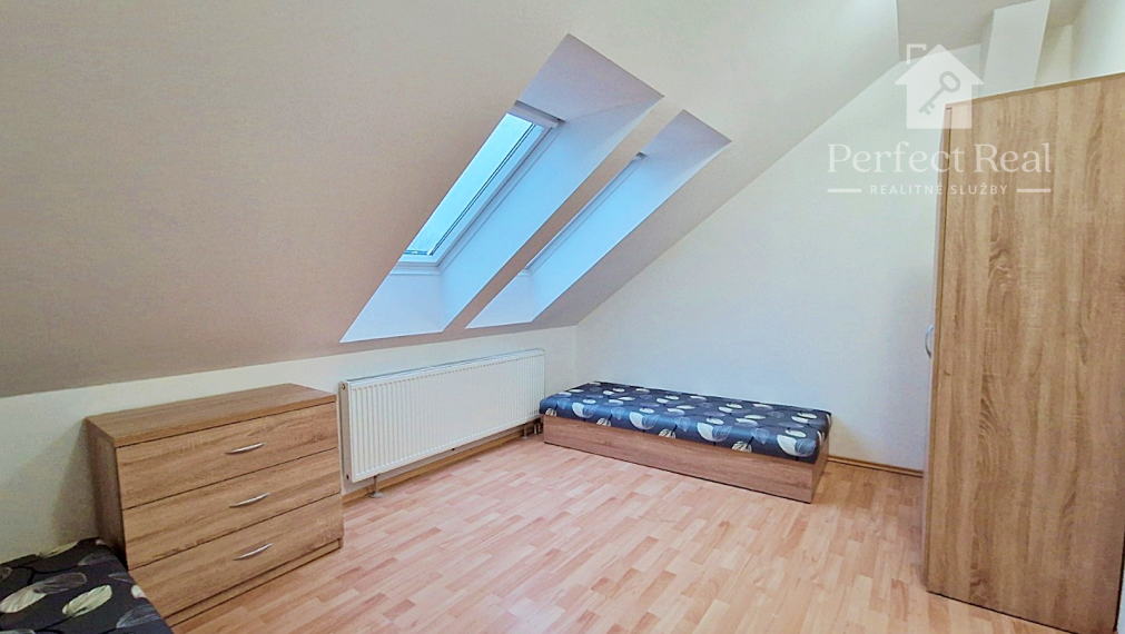 Prenájom 5-izbového bytu (120 m²) so samostatným vchodom – Trnava