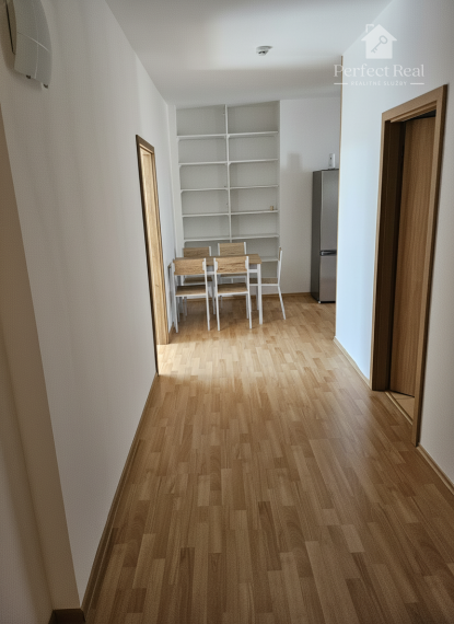 Prenájom 5-izbového bytu (120 m²) so samostatným vchodom – Trnava
