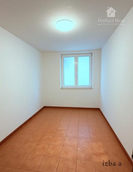 Predaj priestranný byt 130m² + terasa 40m²   s veľkým potenciálom!!!