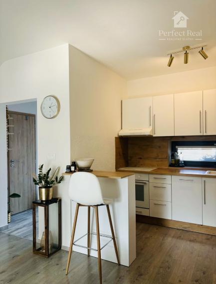 Na prenájom 3izb. dom s parkovaním a záhradkou v radovej výstavbe