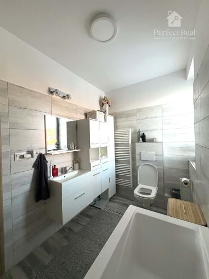 Na prenájom 3izb. dom s parkovaním a záhradkou v radovej výstavbe