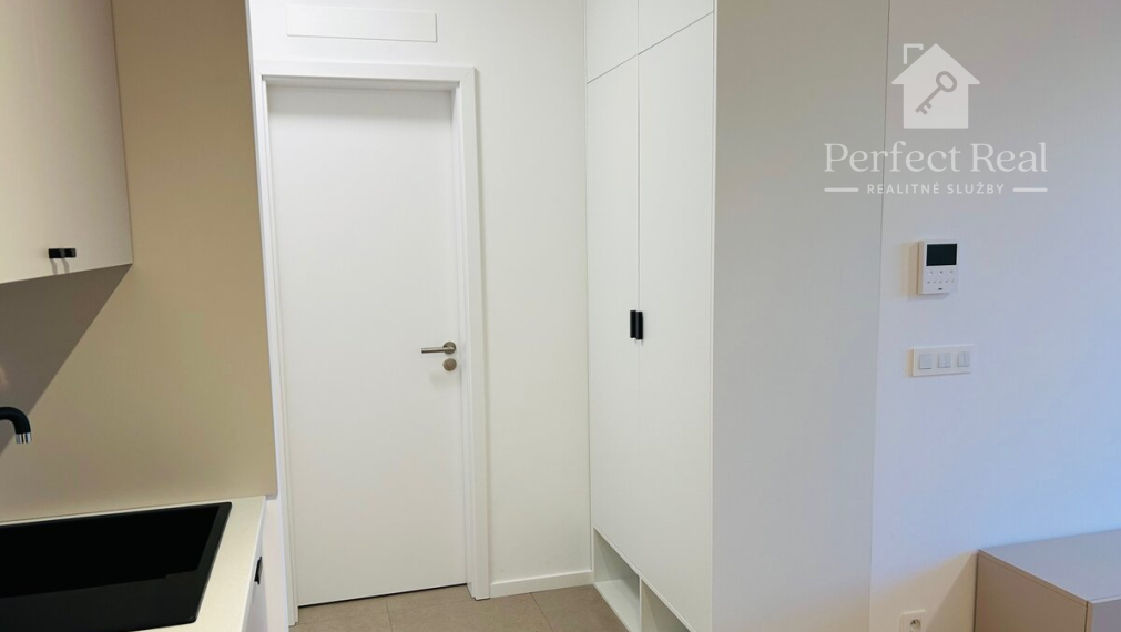 NA PRENÁJOM - Príjemný 2-izbový byt Bratislava - Nové Mesto