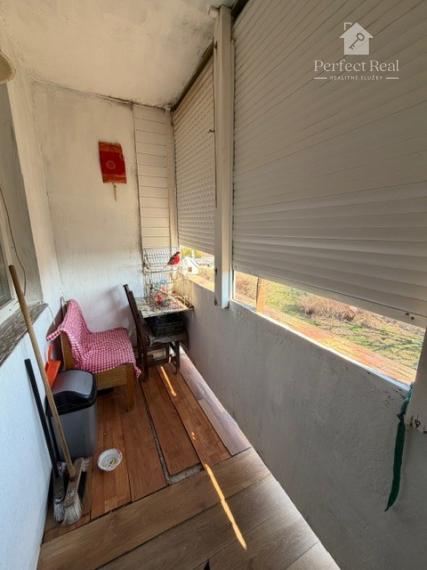 Na predaj 3.izbový byt 74,13m2 v pôvodnom stave v obci Igram .